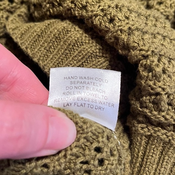 ModCloth Cotton Creation Oversized Cardigan in Avocado Green size S/M - Picture 4 of 8